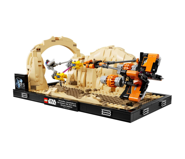 LEGO Star Wars™ 75380 Diorama: Wyścig ścigaczy w Mos Espa - 1279511 - zdjęcie 3